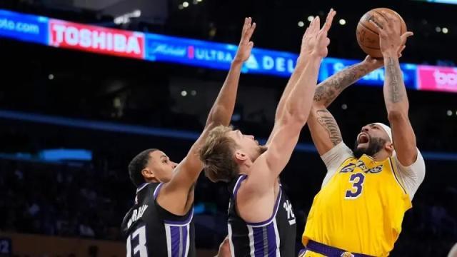 正面交锋再遭萨博尼斯完爆 欧洲中锋已成浓眉天敌